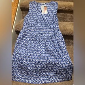 Vineyard vines blue and white china pattern dress
